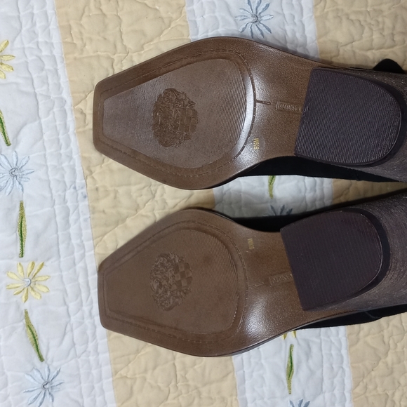 Vince Camuto Ackella Black Pull-on Square Close Toe Block heel Size 9.5 - Picture 8 of 9